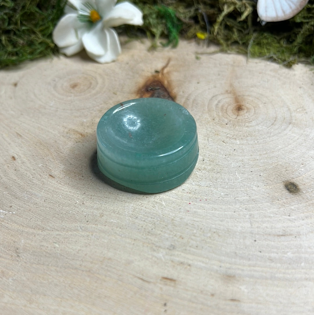 Sphere holder