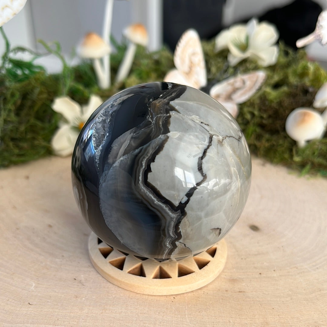 Volcano Agate Sphere – Wicked Obsidian