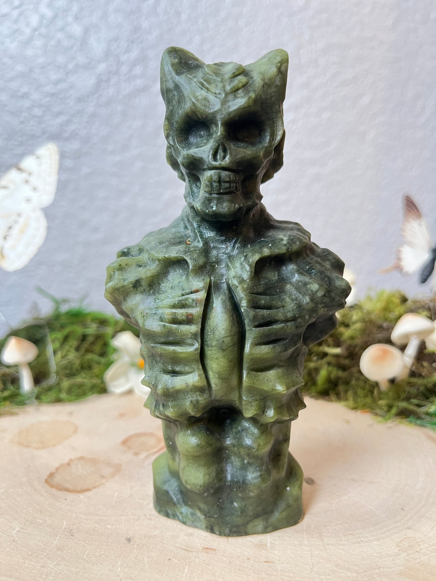 Xiuyu Jade Alien Skeleton